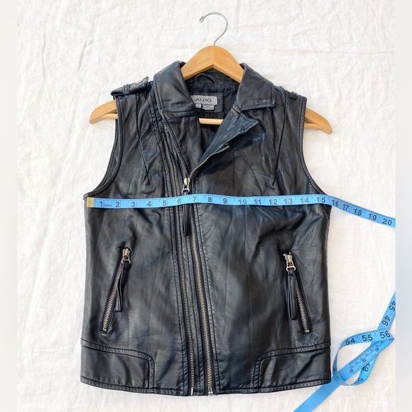 Aldo Moro Vegan Leather Vest - Picture 5 of 8